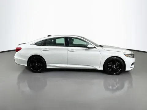 More photos of 2020 Honda Accord Sport at Superior Motor Company, MD