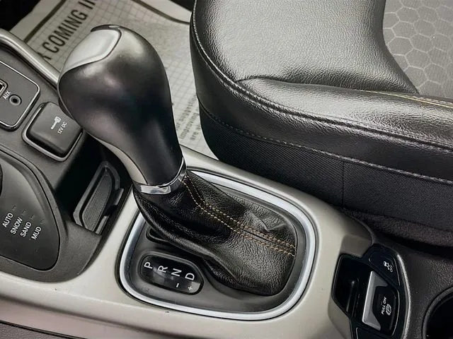 Jeep Compass photo 23