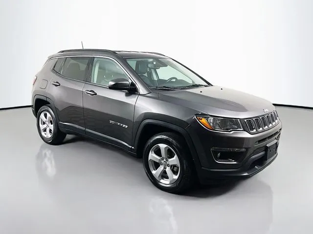 Jeep Compass photo 4