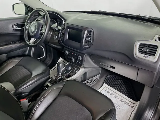 Jeep Compass photo 14