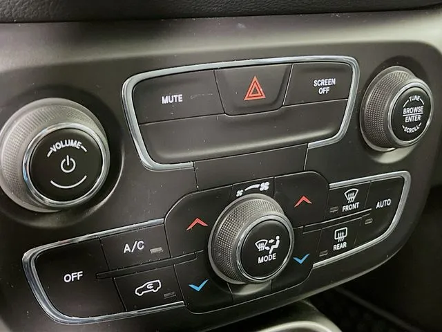 Jeep Compass photo 22