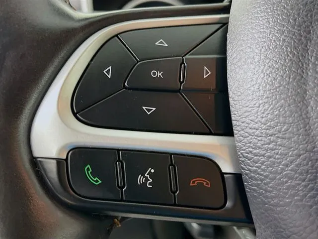 Jeep Compass photo 11
