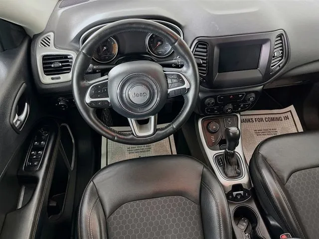 Jeep Compass photo 10
