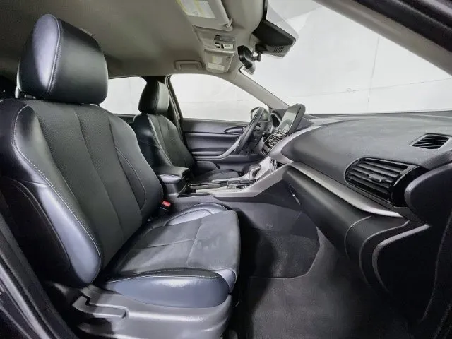 Mitsubishi Eclipse Cross photo 17