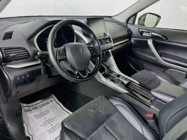 Mitsubishi Eclipse Cross photo 9