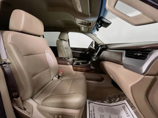 Chevrolet Tahoe photo 17