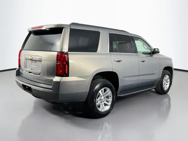 Chevrolet Tahoe photo 6