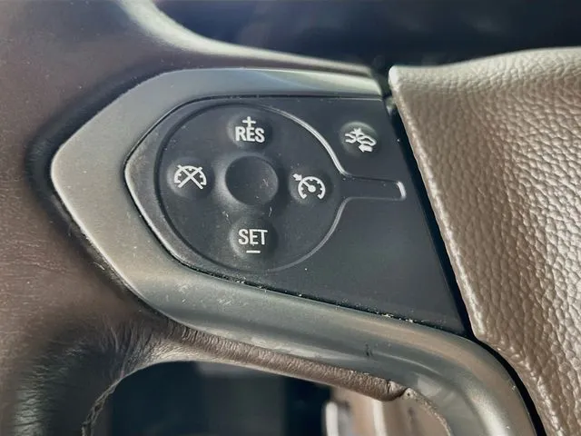 Chevrolet Tahoe photo 11