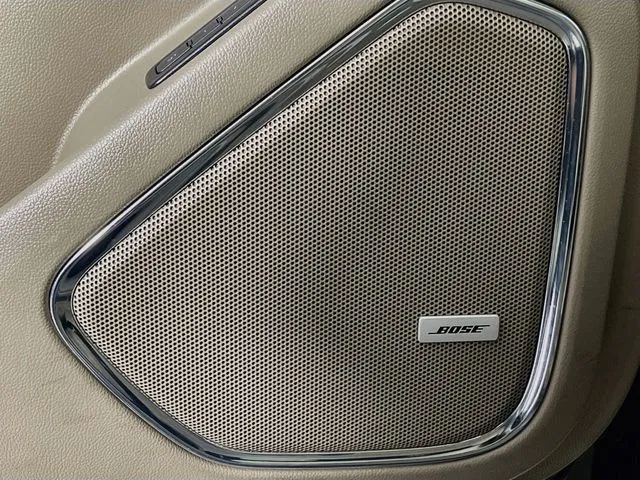 Chevrolet Tahoe photo 29
