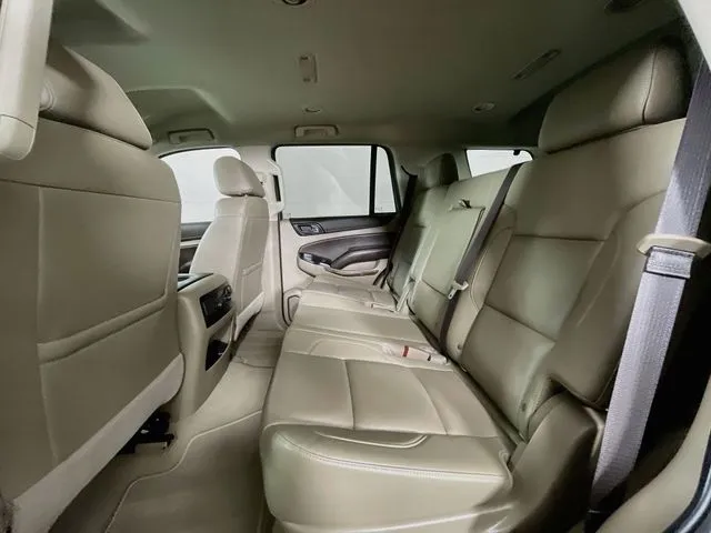 Chevrolet Tahoe photo 18