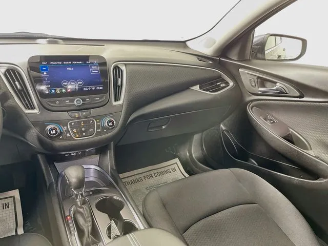 Chevrolet Malibu photo 13