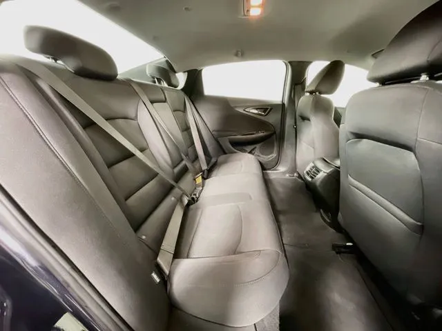 Chevrolet Malibu photo 19