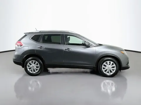 More photos of 2016 Nissan Rogue S at Superior Motor Company, MD