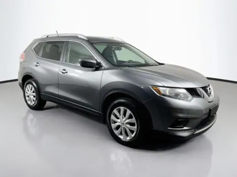More photos of 2016 Nissan Rogue S at Superior Motor Company, MD