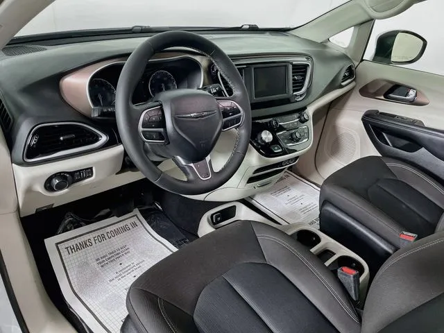Chrysler Voyager photo 9