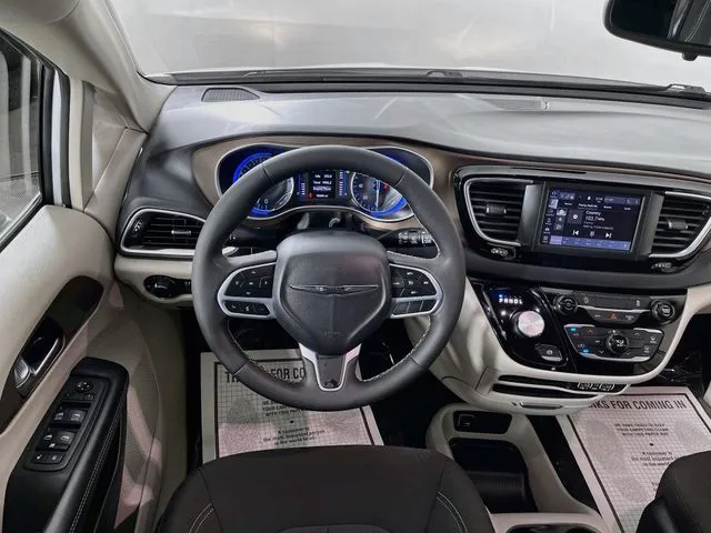 Chrysler Voyager photo 10