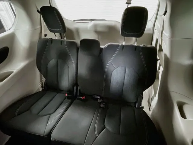 Chrysler Voyager photo 20