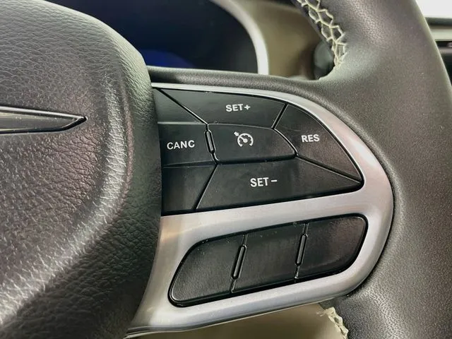 Chrysler Voyager photo 12
