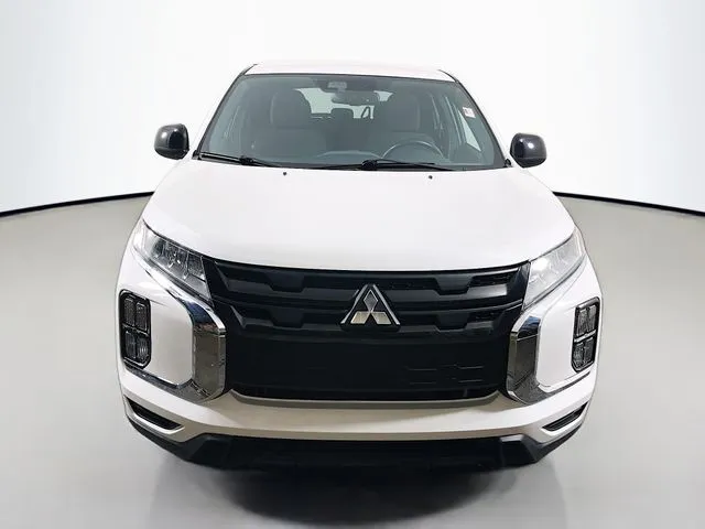 Mitsubishi Outlander Sport photo 7
