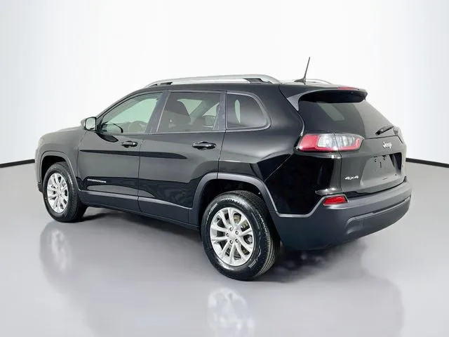 Jeep Cherokee photo 3