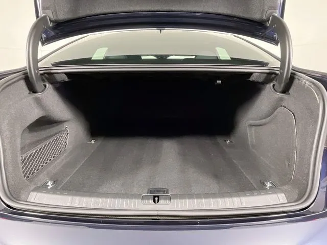 Audi A6 photo 30