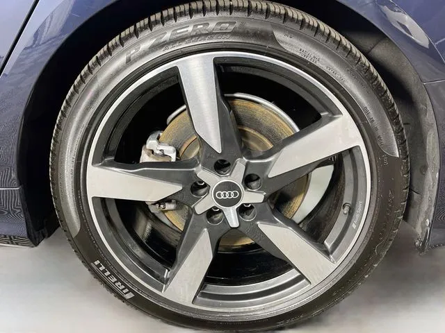 Audi A6 photo 32