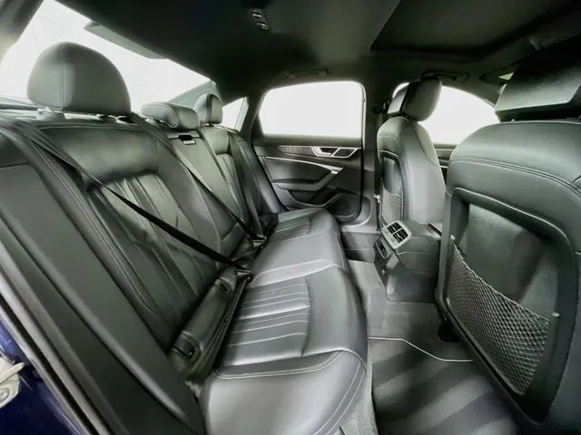 Audi A6 photo 19