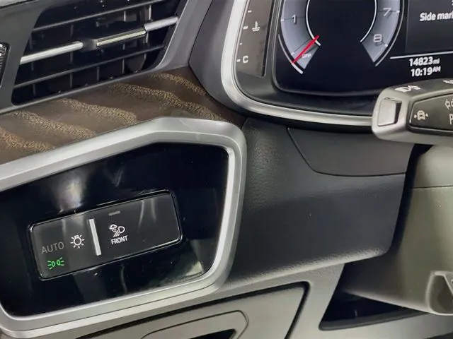 Audi A6 photo 26