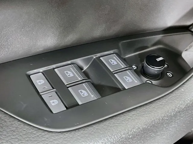 Audi A6 photo 28