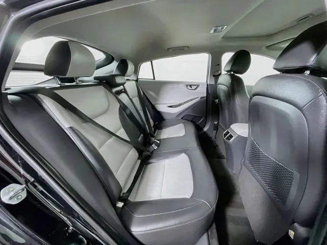 Hyundai Ioniq photo 19