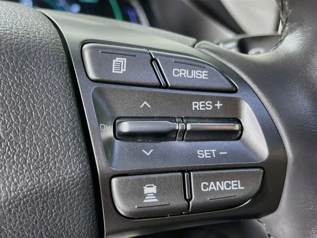 Hyundai Ioniq photo 12