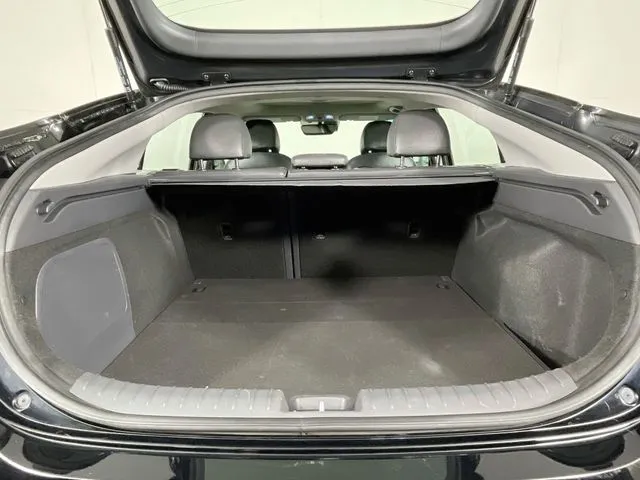 Hyundai Ioniq photo 31