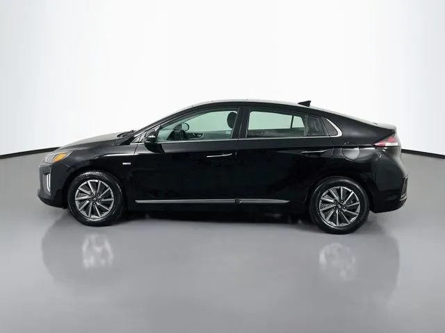Hyundai Ioniq photo 2