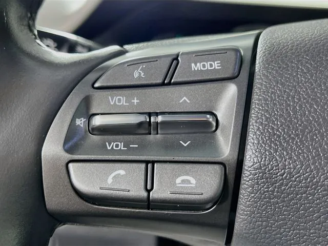Hyundai Ioniq photo 11