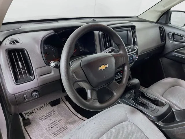 Chevrolet Colorado photo 9