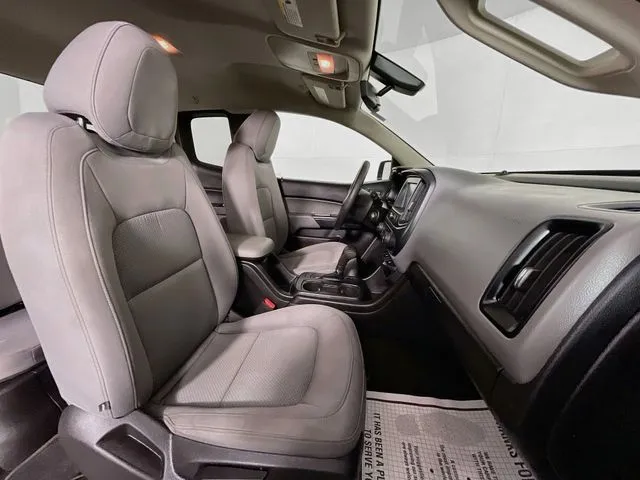 Chevrolet Colorado photo 15
