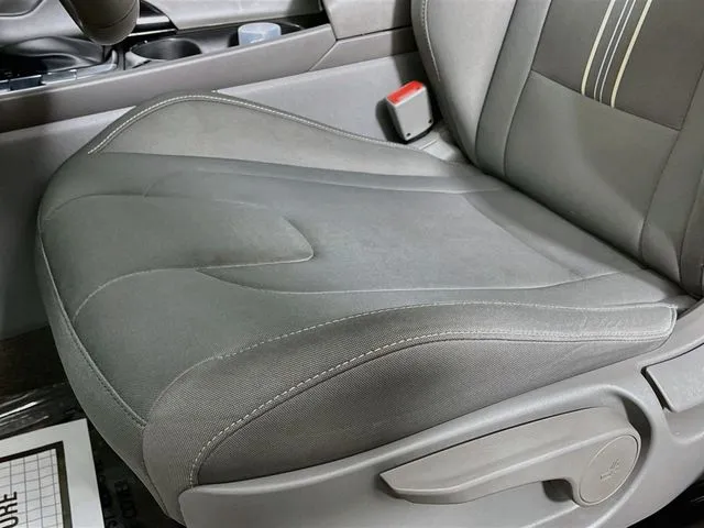 Hyundai Elantra photo 16