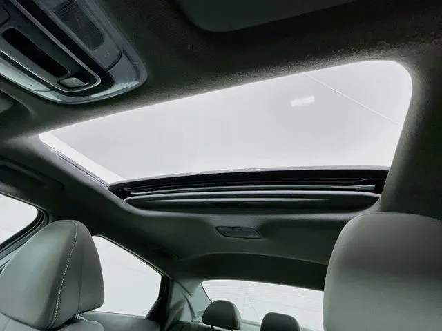 Hyundai Elantra photo 27