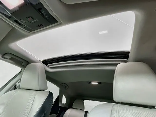Lexus RX photo 27