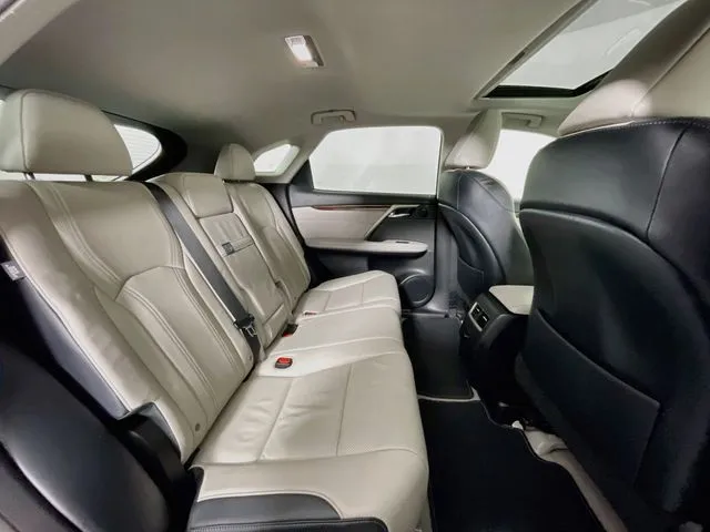 Lexus RX photo 19