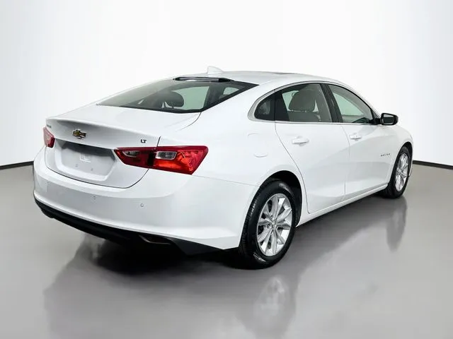 Chevrolet Malibu photo 6