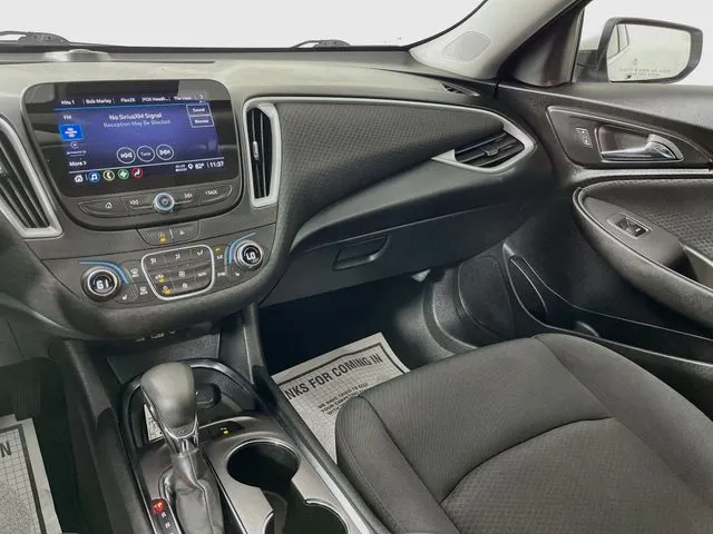 Chevrolet Malibu photo 13