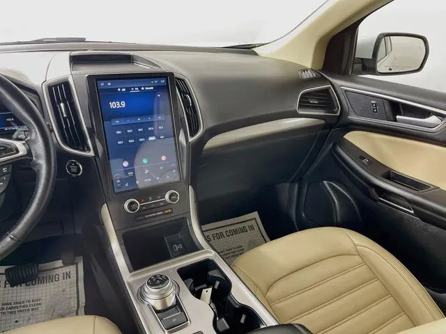 Ford Edge photo 13