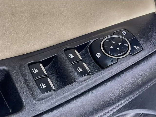 Ford Edge photo 26