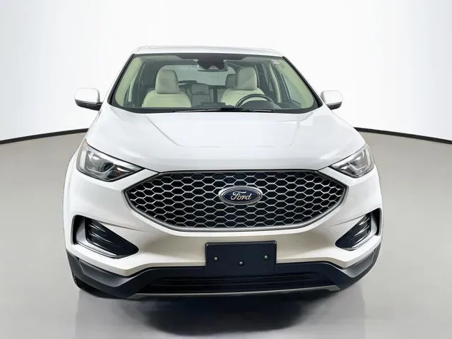 Ford Edge photo 7