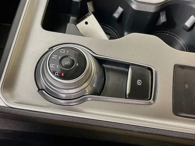 Ford Edge photo 23