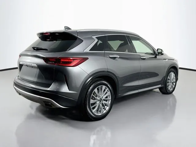 Infiniti QX50 photo 6