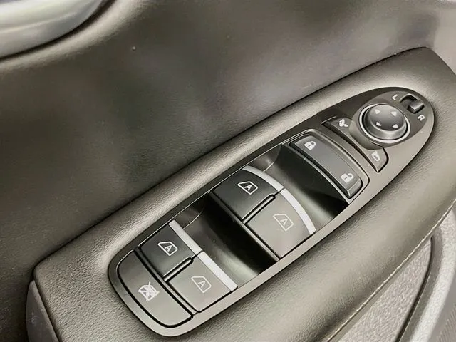 Infiniti QX50 photo 28