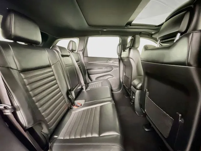 Jeep Grand Cherokee photo 19