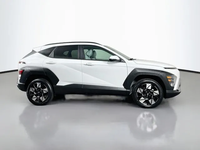 Hyundai Kona photo 5